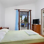 Apartamento Slatine 13298a